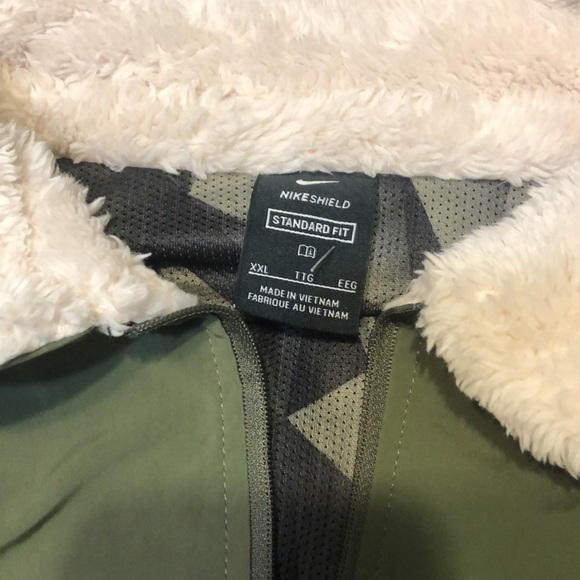 EUC Nike Shield jacket - Picture 4 of 11